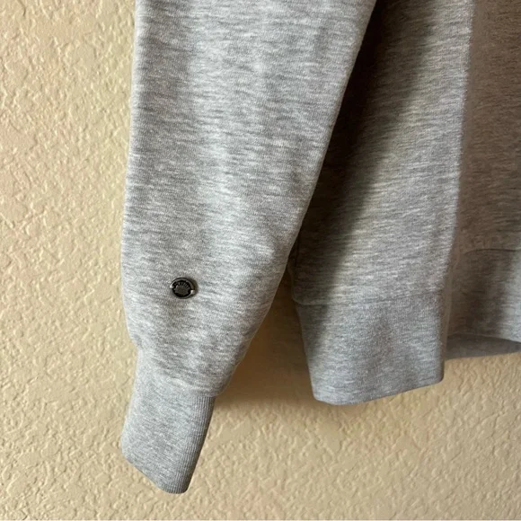 ZHRILL Grey Cotton Sweatshirt Sweater with Heart Appliqués size Small - Picture 4 of 8